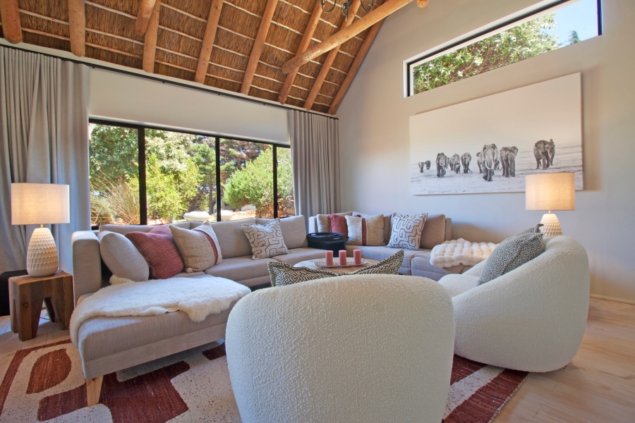 To Let 5 Bedroom Property for Rent in Crofters Valley Western Cape